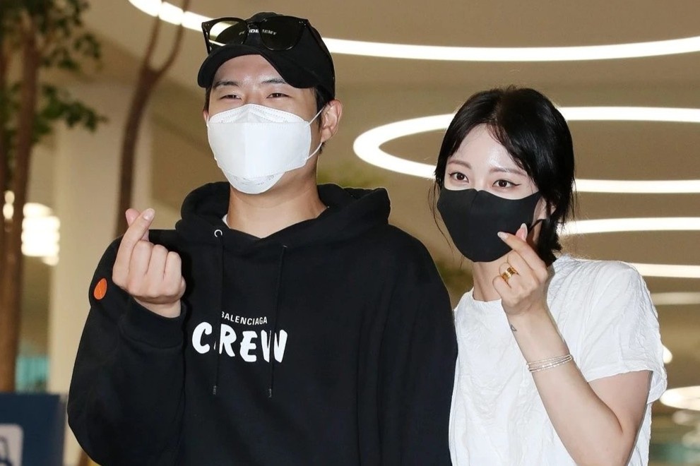 Han Ye Seul va ban trai sau loat thi phi hinh anh