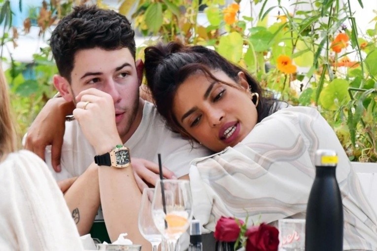 Cuoc song doi thuong cua Priyanka Chopra va Nick Jonas hinh anh