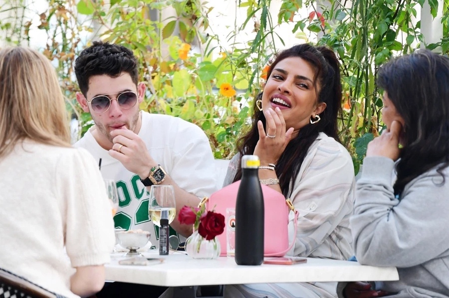 vo chong hoa hau the gioi Priyanka Chopra anh 3