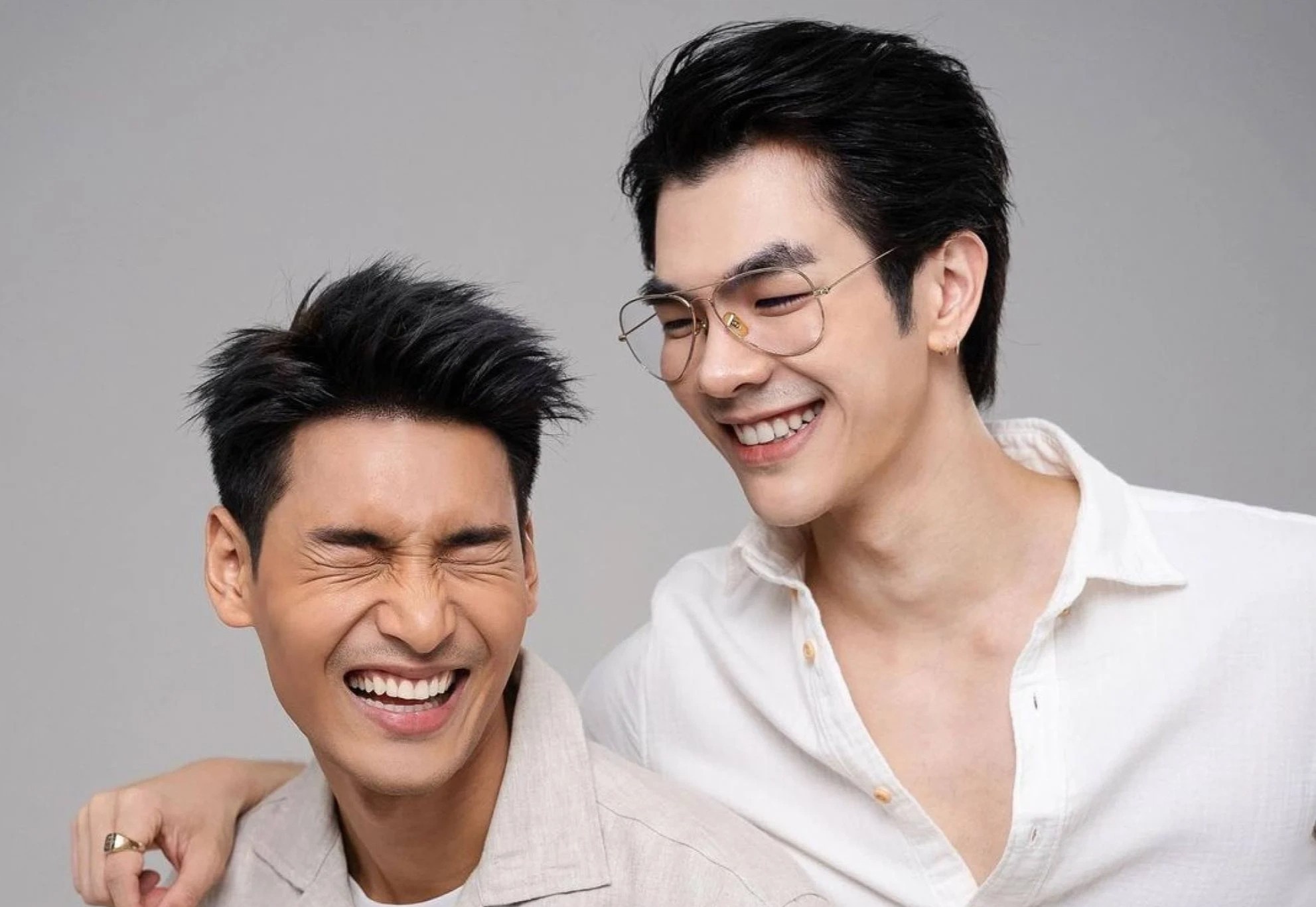 Phim dong tinh nam pho bien hinh anh