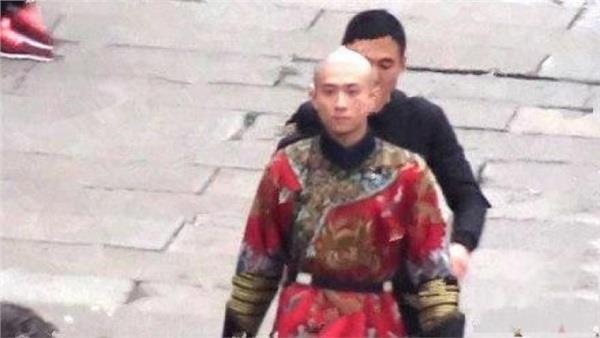 cac dien vien dong vi tieu bao anh 11