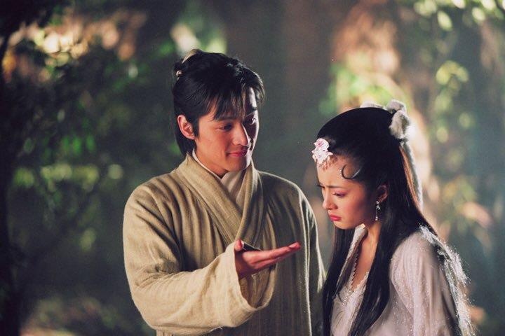 Nhung vai dien an tuong cua 'Hoang tu co trang' Ho Ca tren man anh hinh anh