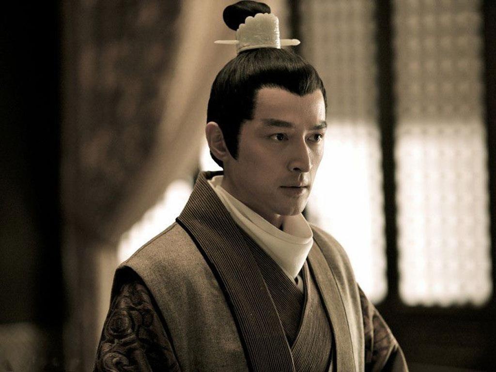 hoang tu co trang ho ca anh 10