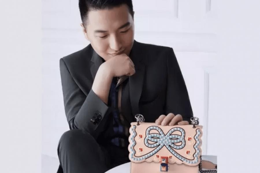 Mr.Bags - nguoi dan ong ban hang tram chiec tui chi trong vong 7 phut hinh anh