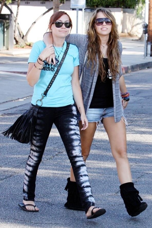 phong cach thoi trang cua Miley Cyrus anh 10