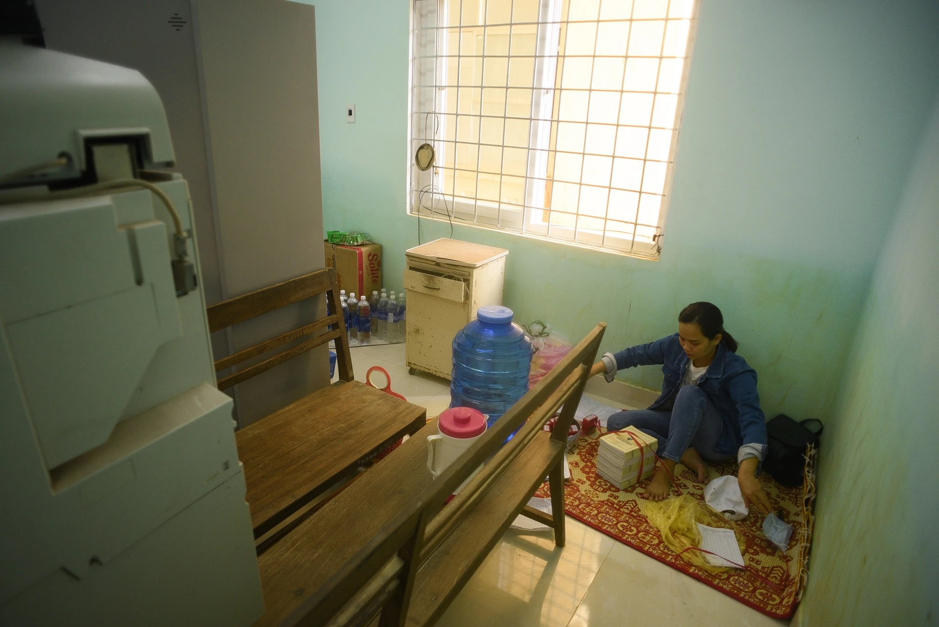 Benh vien Le Thuy chat cung nguoi kham sau lu anh 7