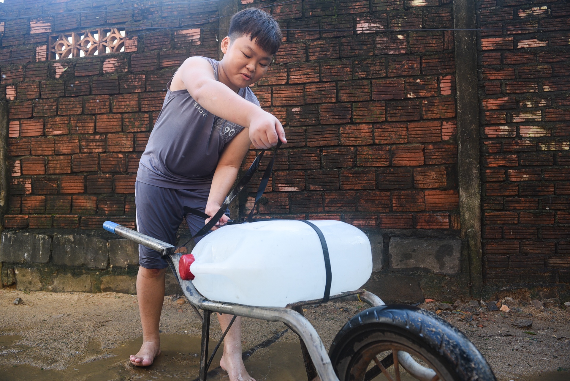 cuoc song cua nguoi dan Sa Ky,  khong dien khong nuoc anh 11