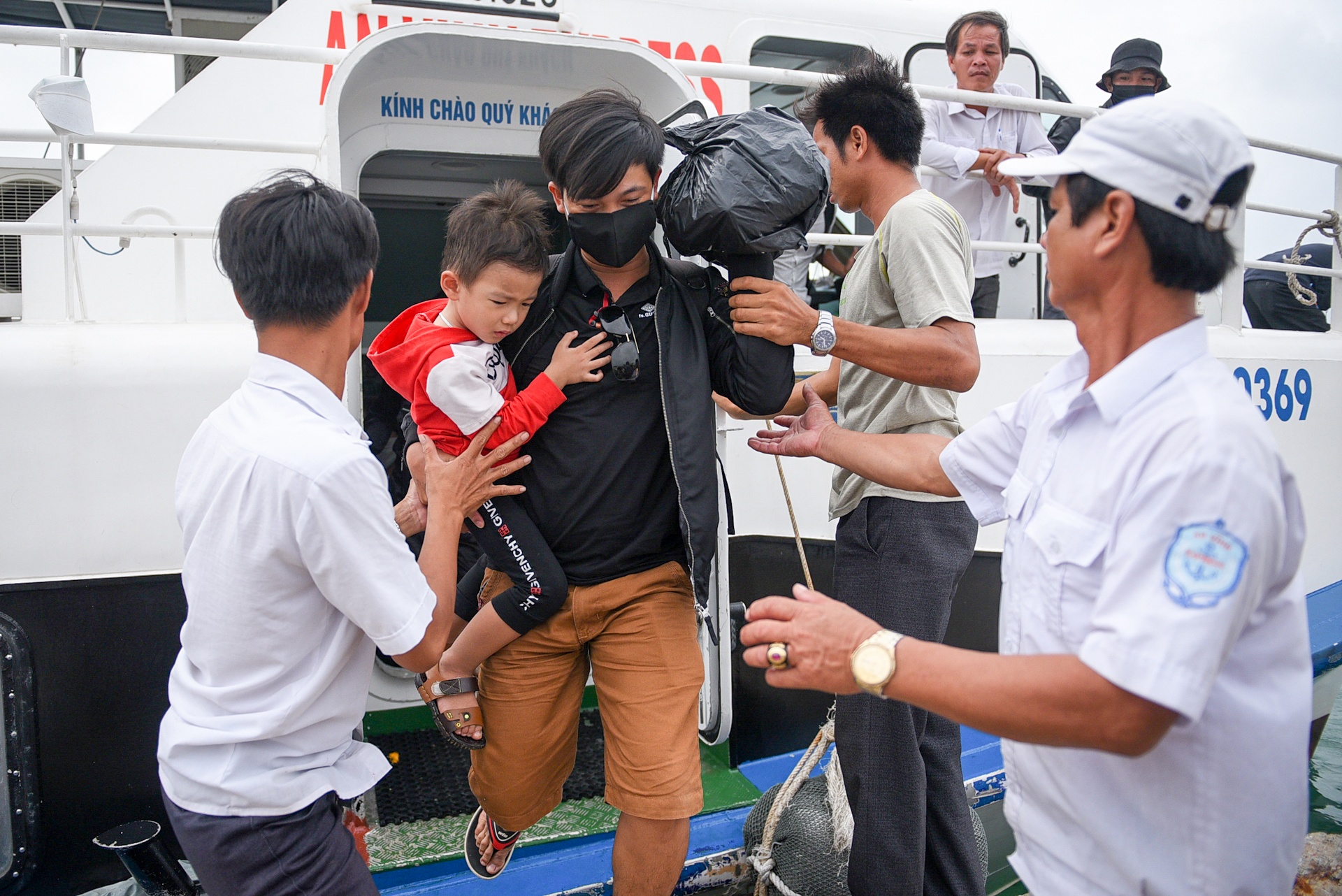 đảo lý sơn sau bão, cuộc sống sau bão ảnh 36 dao ly son sau bao, cuoc song sau bao anh 36