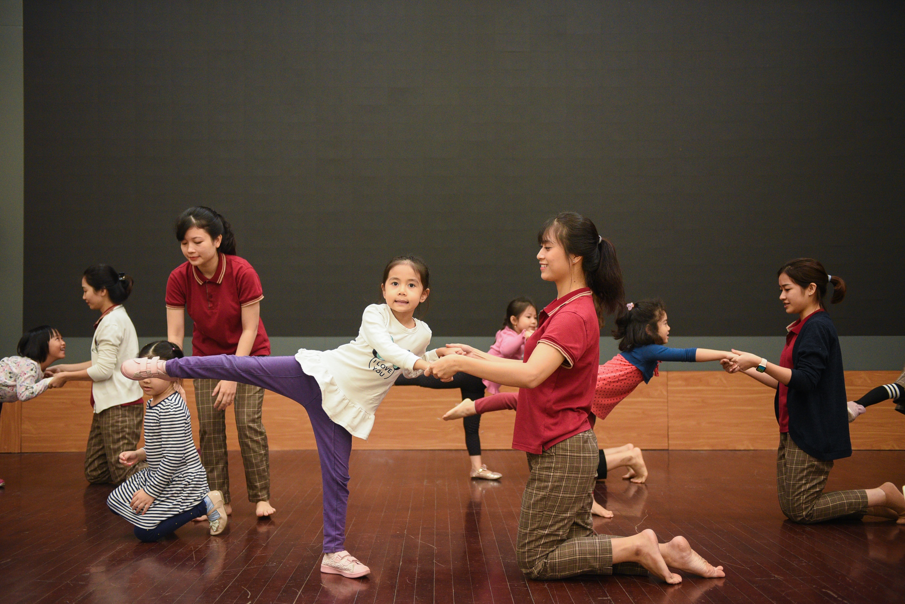 mot ngay ban ron cua giao vien mam non anh 15