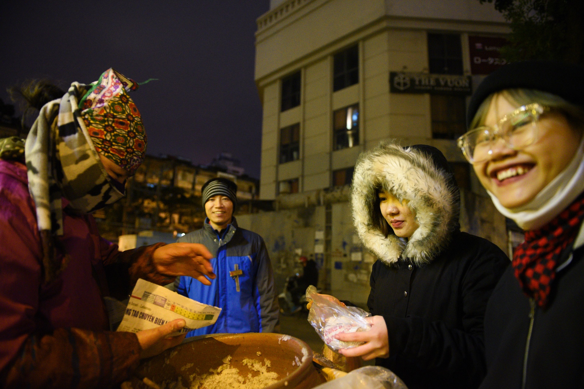 tieng rao dem,  Ha Noi ve dem anh 25