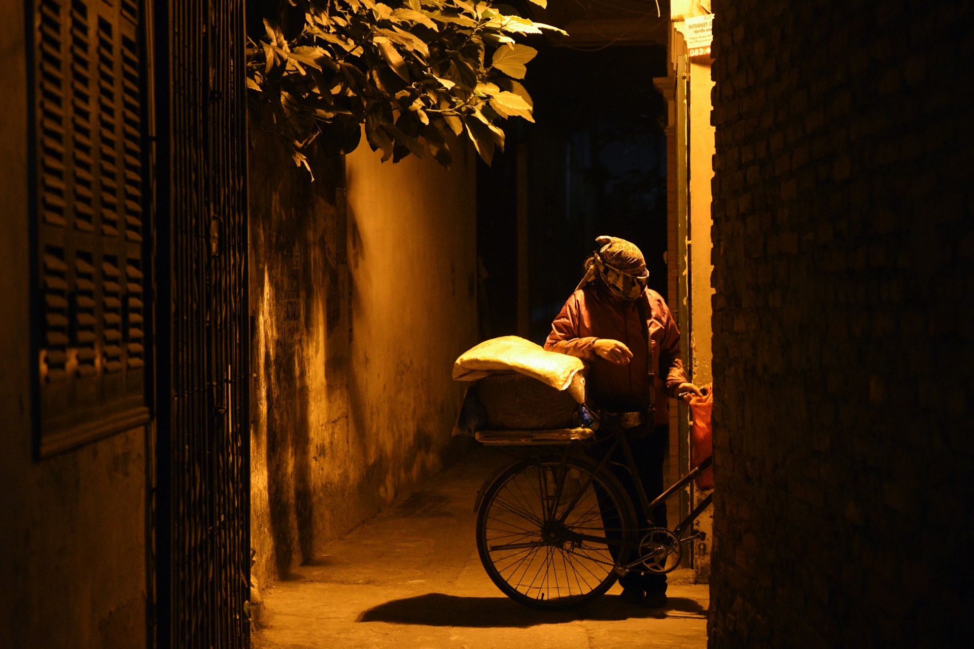 tieng rao dem,  Ha Noi ve dem anh 15