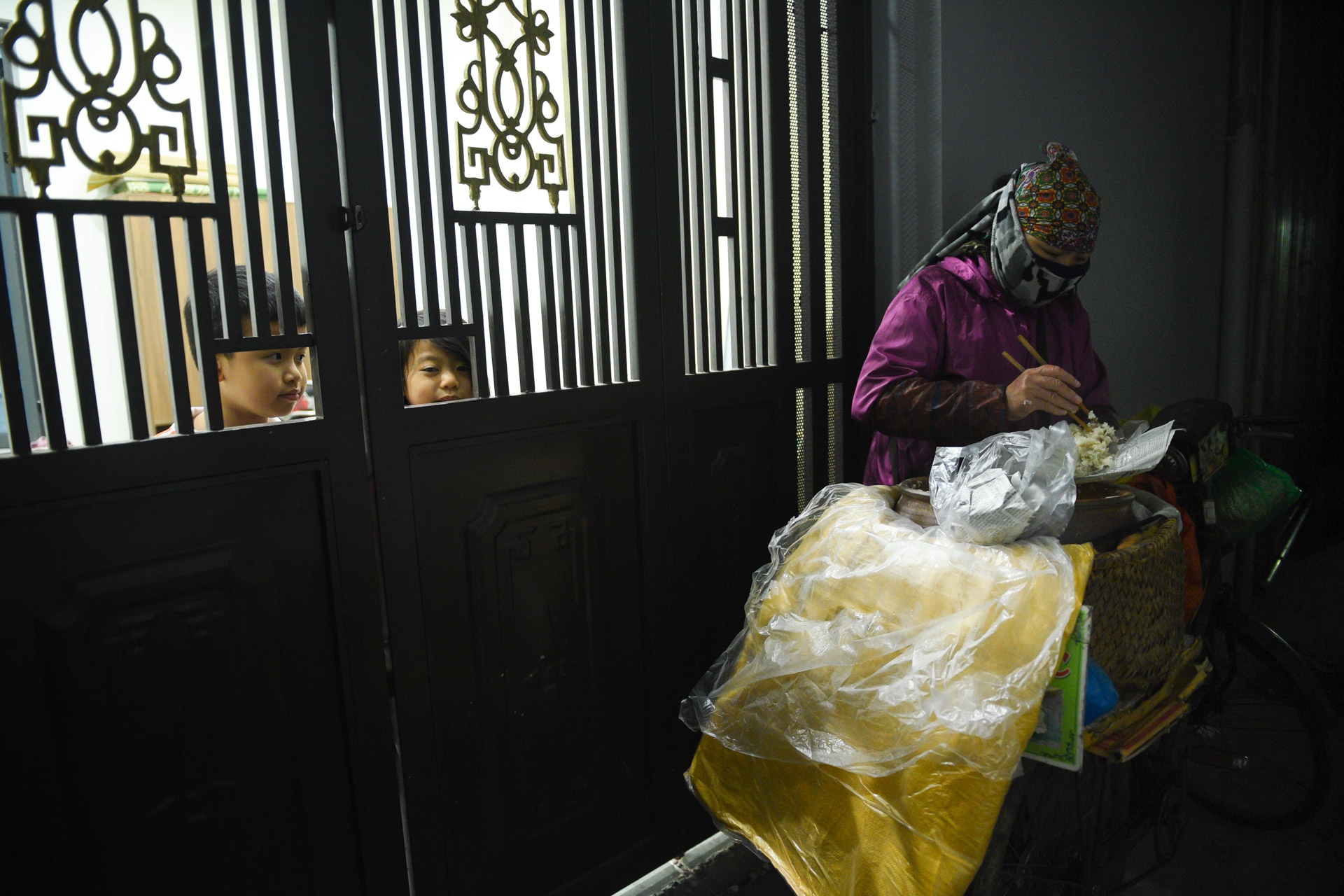 tieng rao dem,  Ha Noi ve dem anh 17