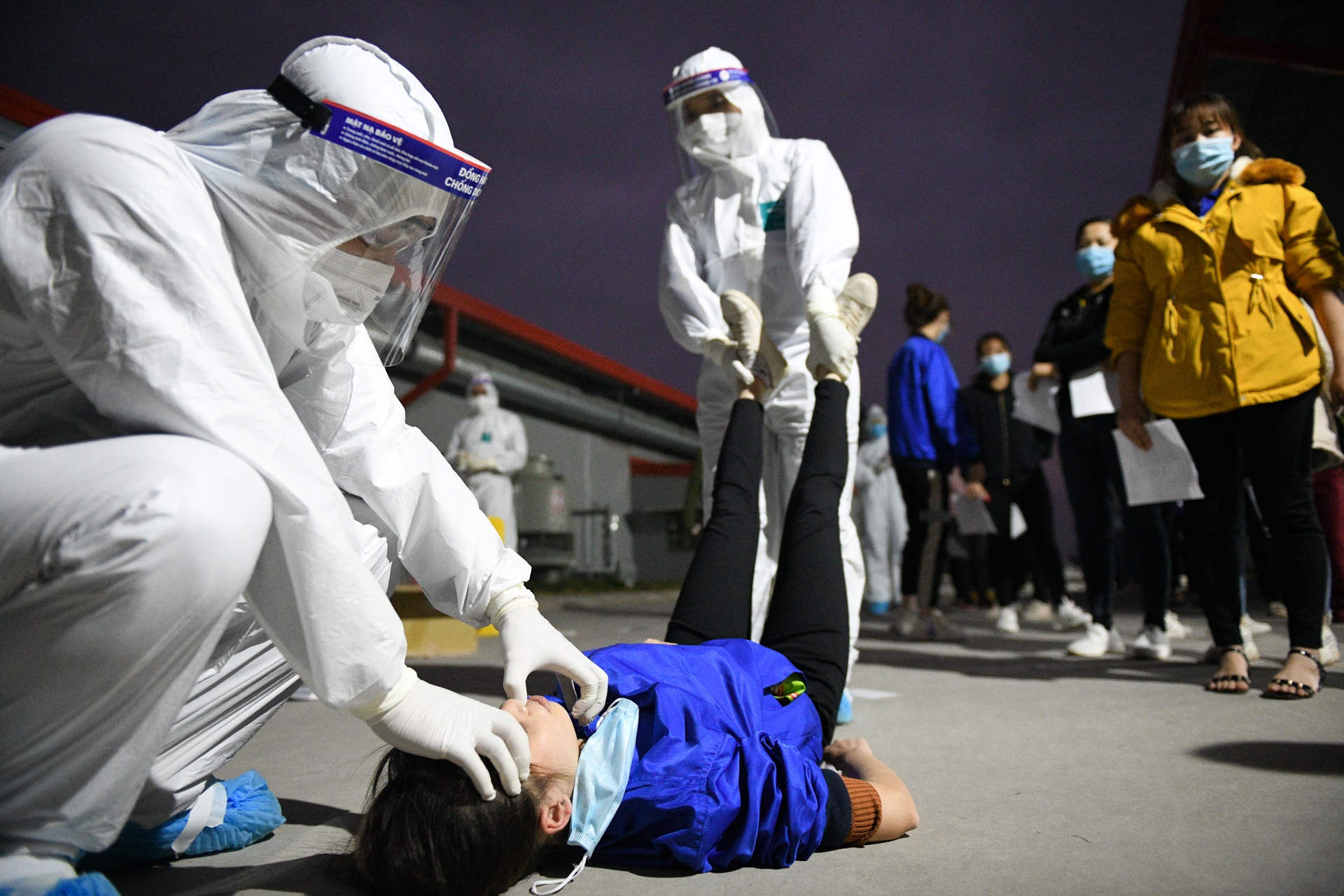 lay mau xet nghiem cong ty poyun anh 8