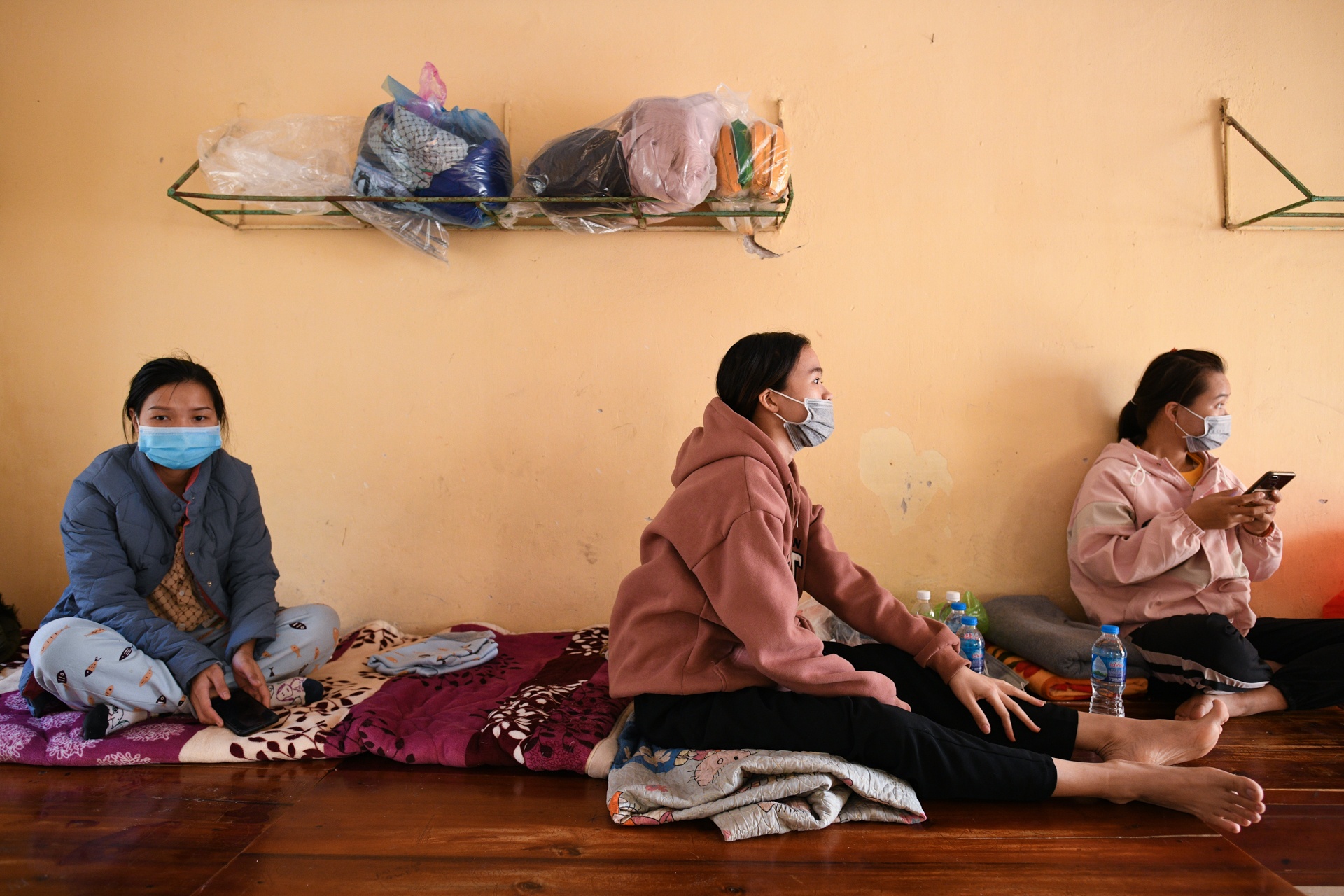 Ben trong khu vuc cach ly F1 anh 4