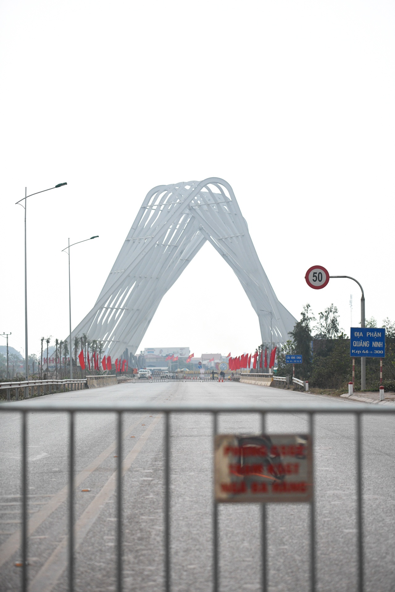 khong kip chao vo khi vao tam dich Hai Duong anh 24