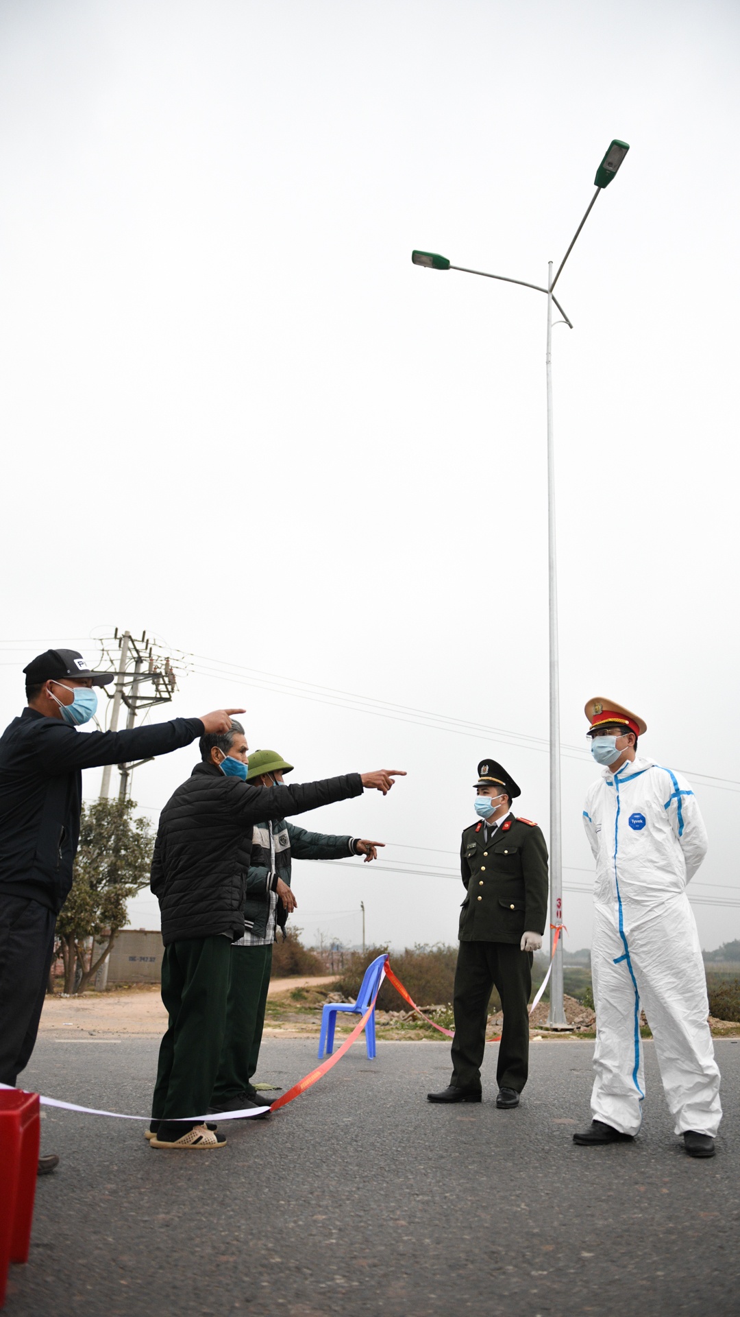 khong kip chao vo khi vao tam dich Hai Duong anh 8