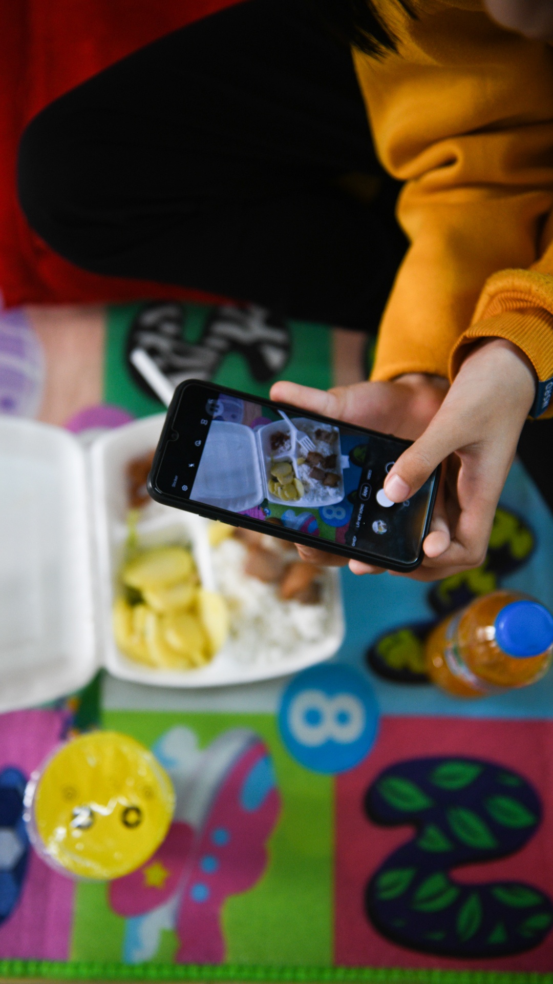 hoc sinh cach ly tap trung anh 26