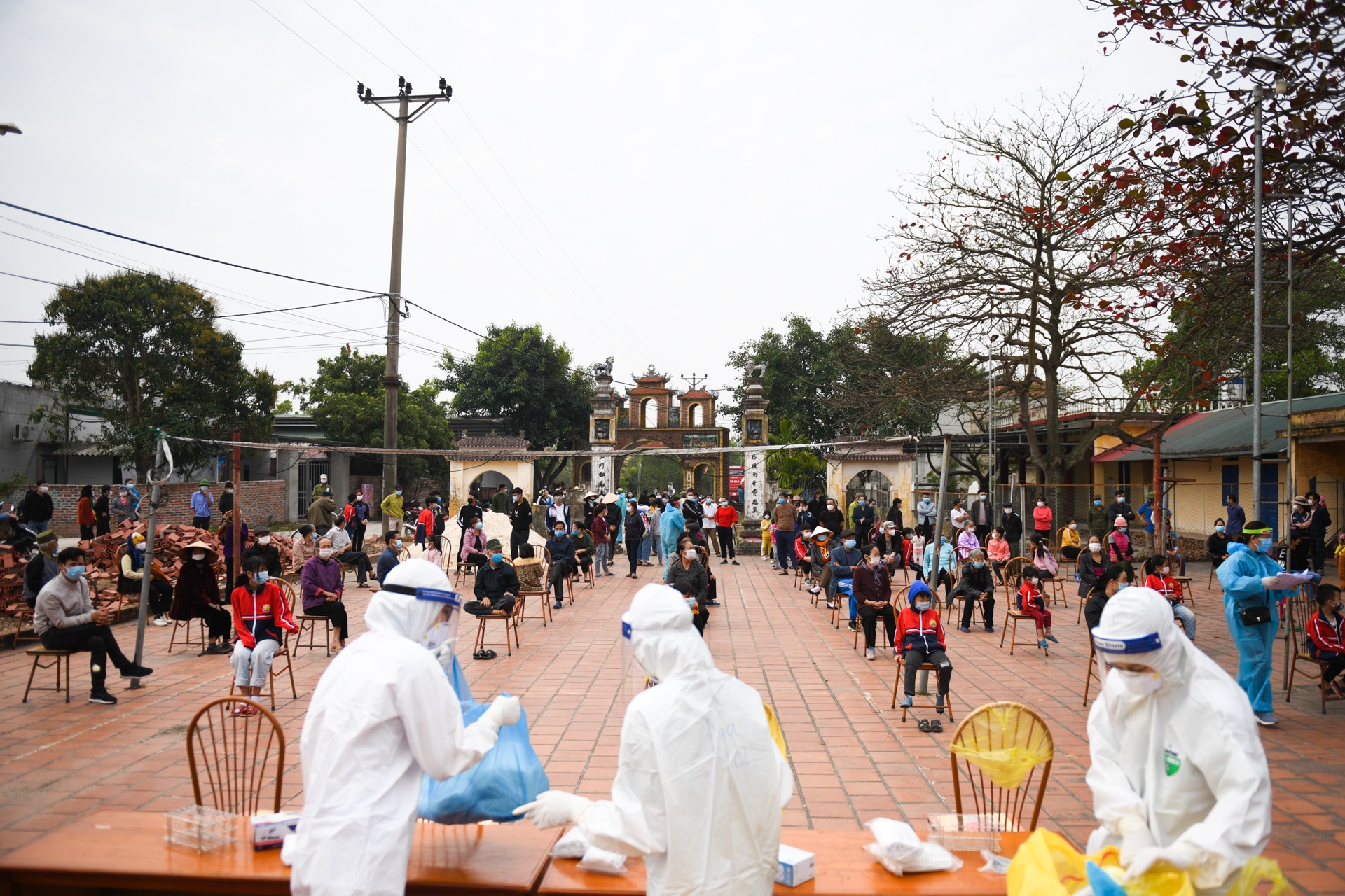 dich Covid-19 o Hai Duong lan anh 7