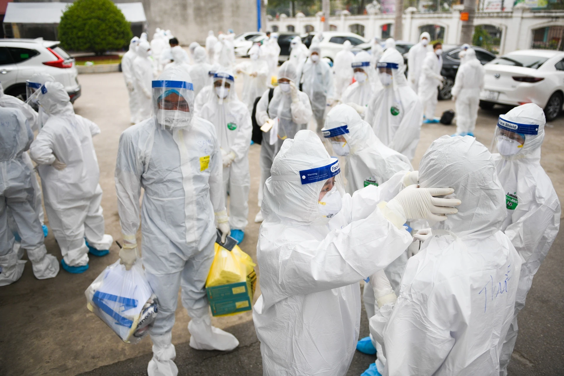 lay mau xet nghiem toan TP Chi Linh anh 1