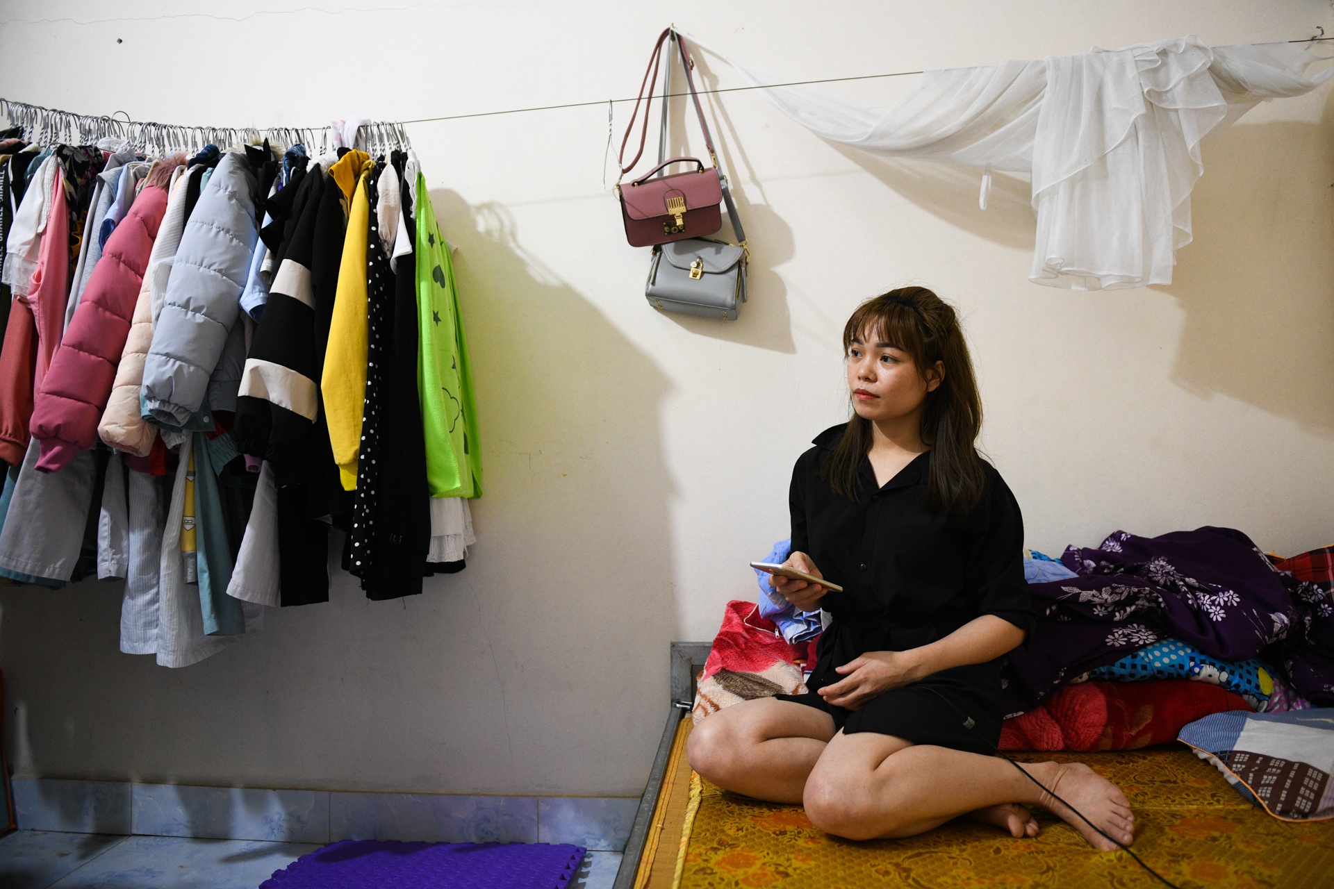 Doi song cong nhan giua mua dich anh 9