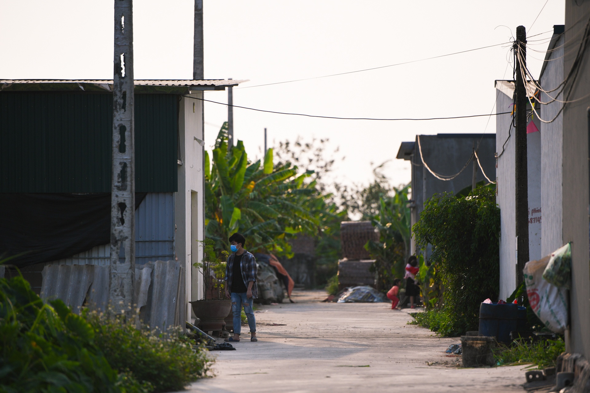 Doi song cong nhan giua mua dich anh 2