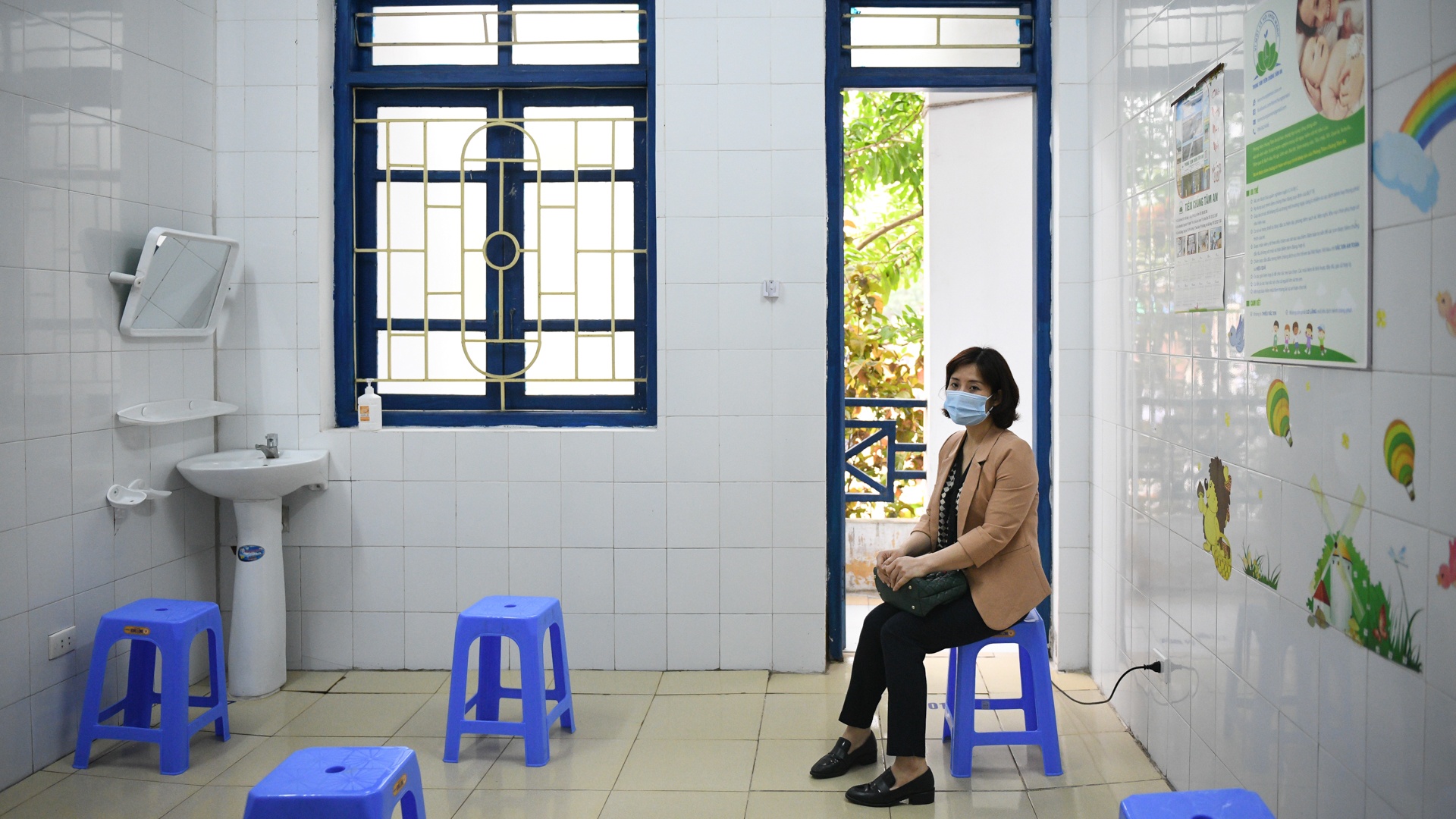 Tiêm chủng vaccine Covid-19 tại Hải Dương ảnh 31 Tiem chung vaccine Covid-19 tai Hai Duong anh 31