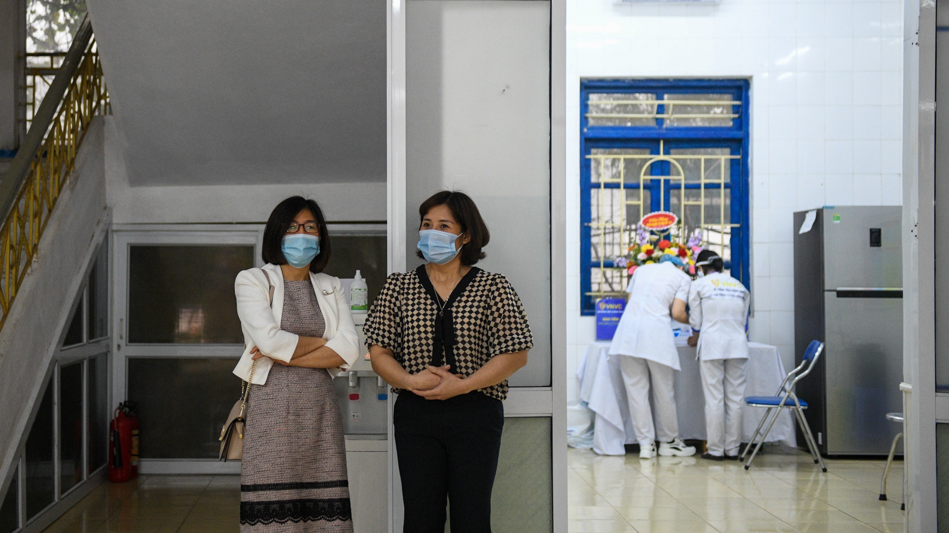 Tiêm chủng vaccine Covid-19 tại Hải Dương ảnh 17 Tiem chung vaccine Covid-19 tai Hai Duong anh 17