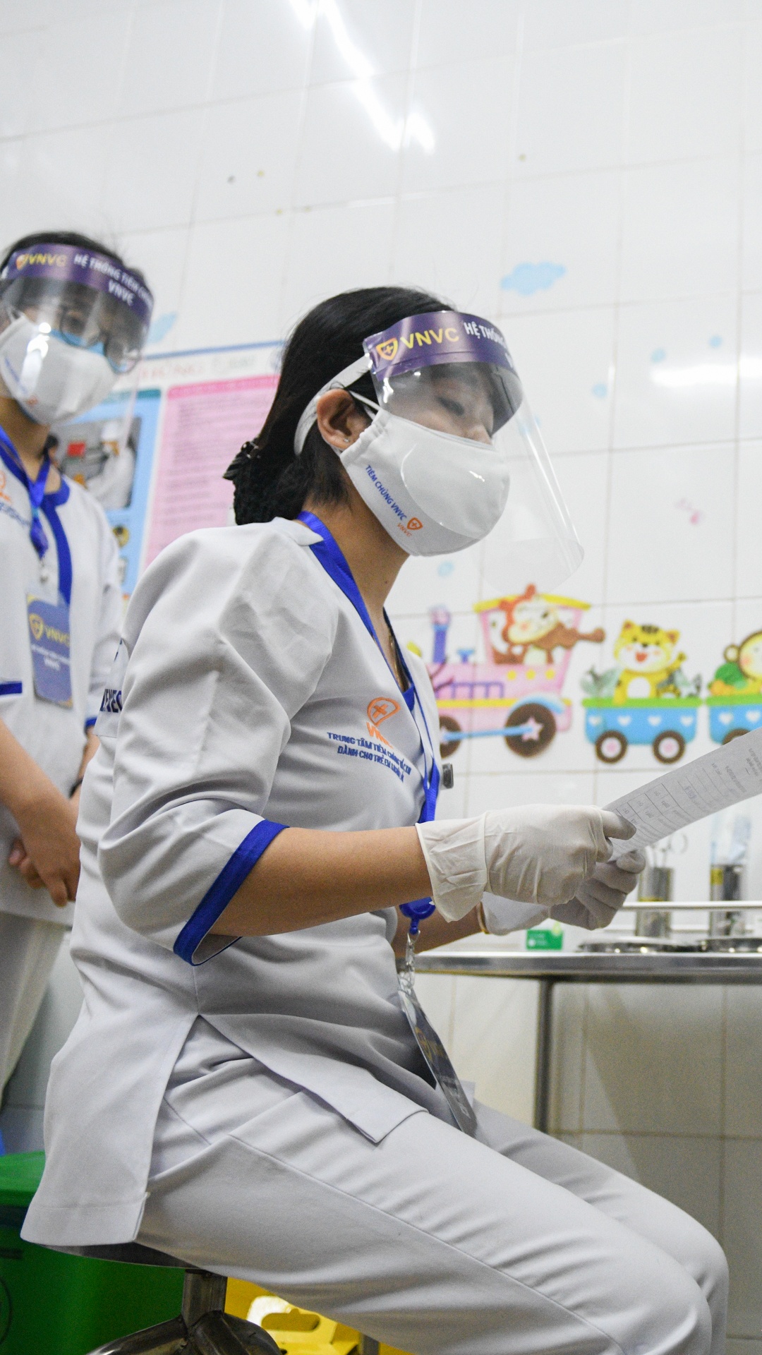 Tiêm chủng vaccine Covid-19 tại Hải Dương ảnh 22 Tiem chung vaccine Covid-19 tai Hai Duong anh 22