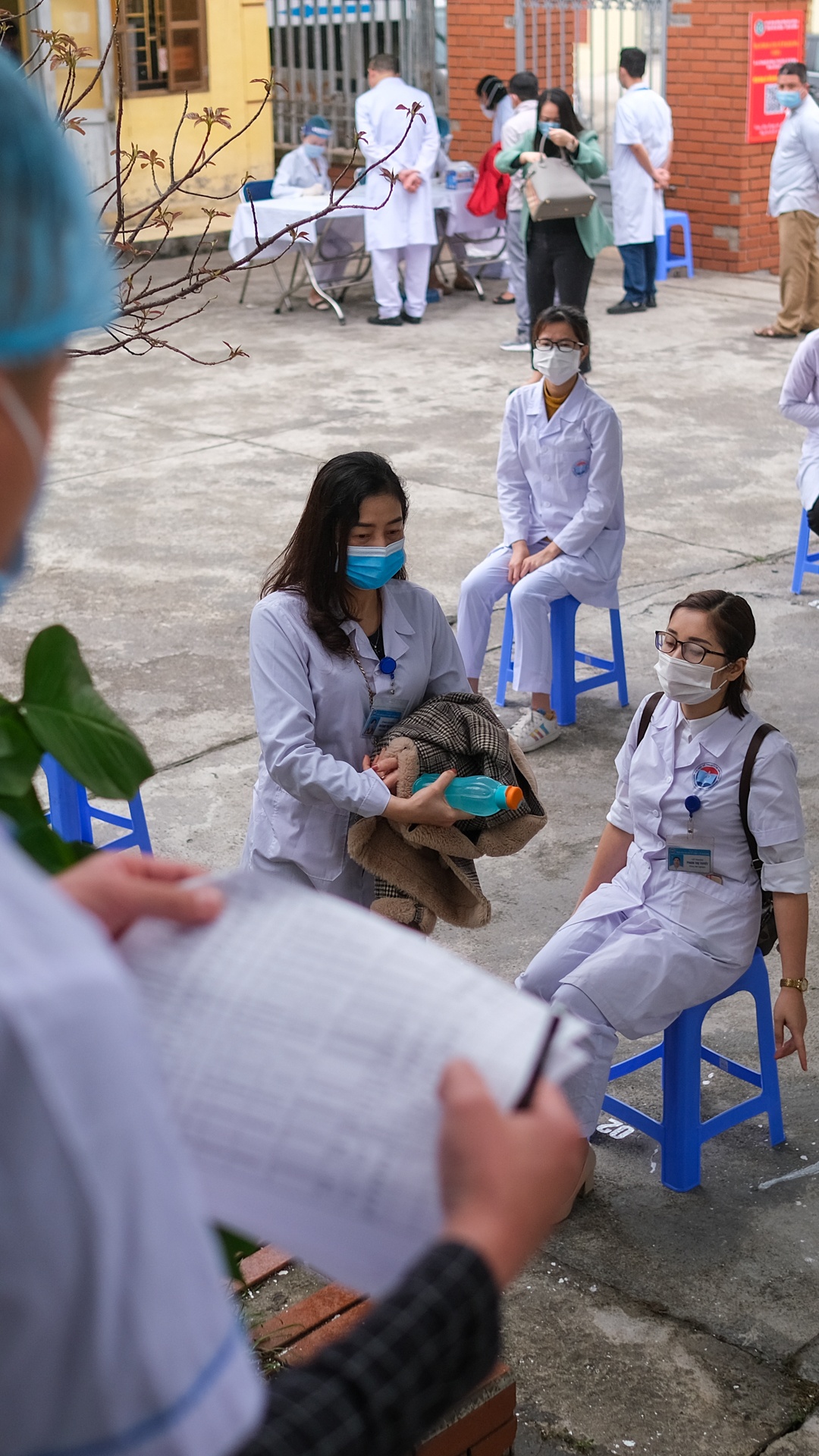Tiêm chủng vaccine Covid-19 tại Hải Dương ảnh 14 Tiem chung vaccine Covid-19 tai Hai Duong anh 14