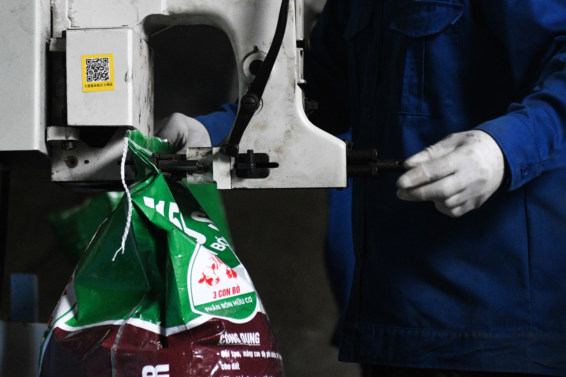 CEO Pham Van Tam ra mat phan bon huu co anh 9