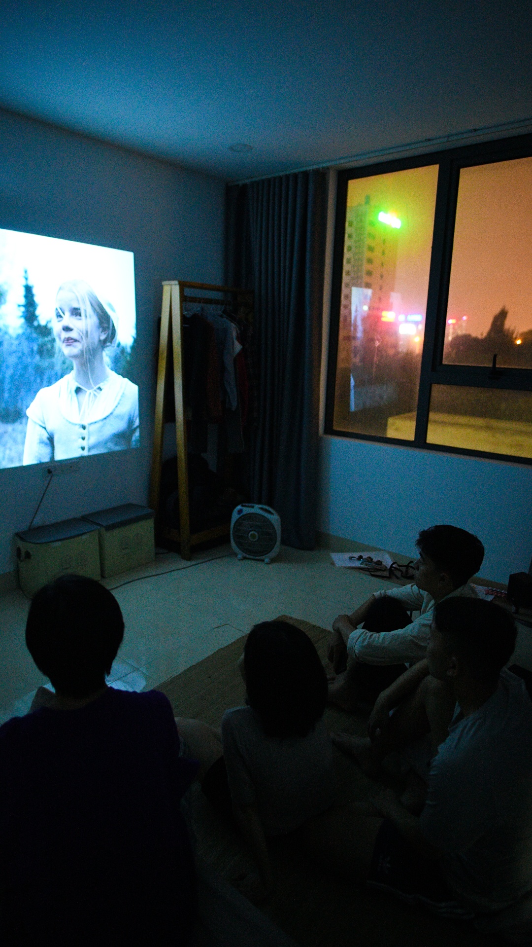 lam nghe tu do,  co gai bo viec van phong anh 32