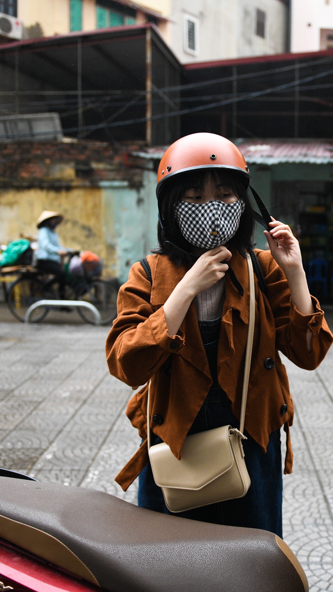 lam nghe tu do,  co gai bo viec van phong anh 6