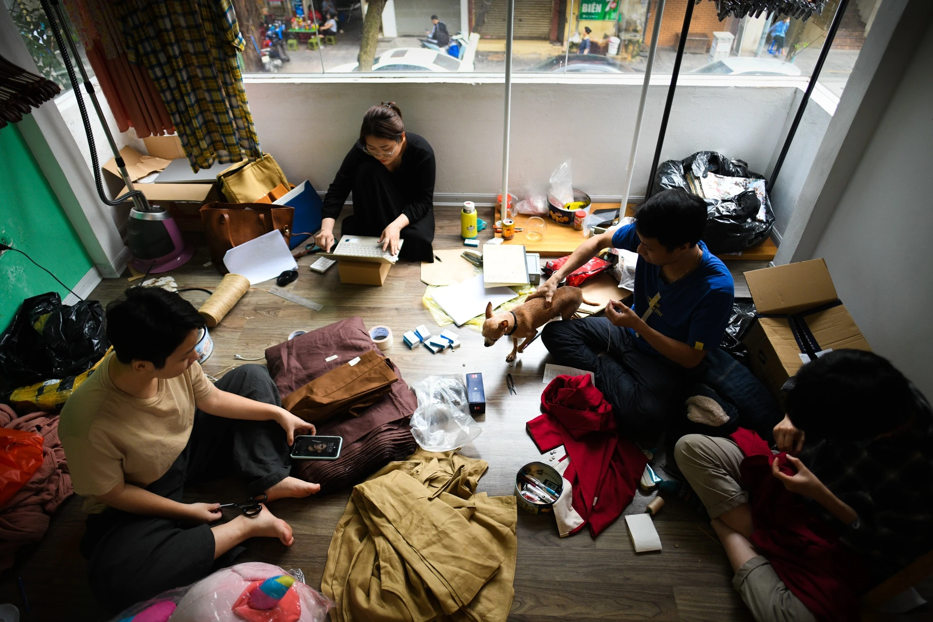 Kinh doanh trong khu tap the,  cuoc song trong cac khu tap the anh 12