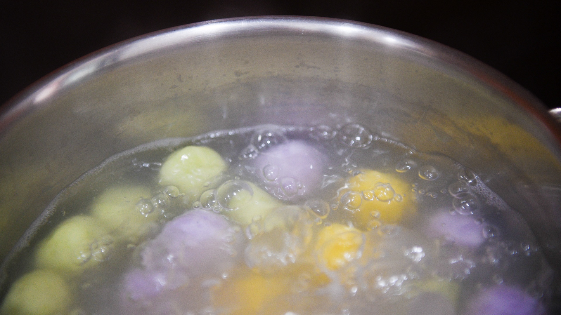 Banh troi ngu sac,  cac buoc lam banh troi anh 17