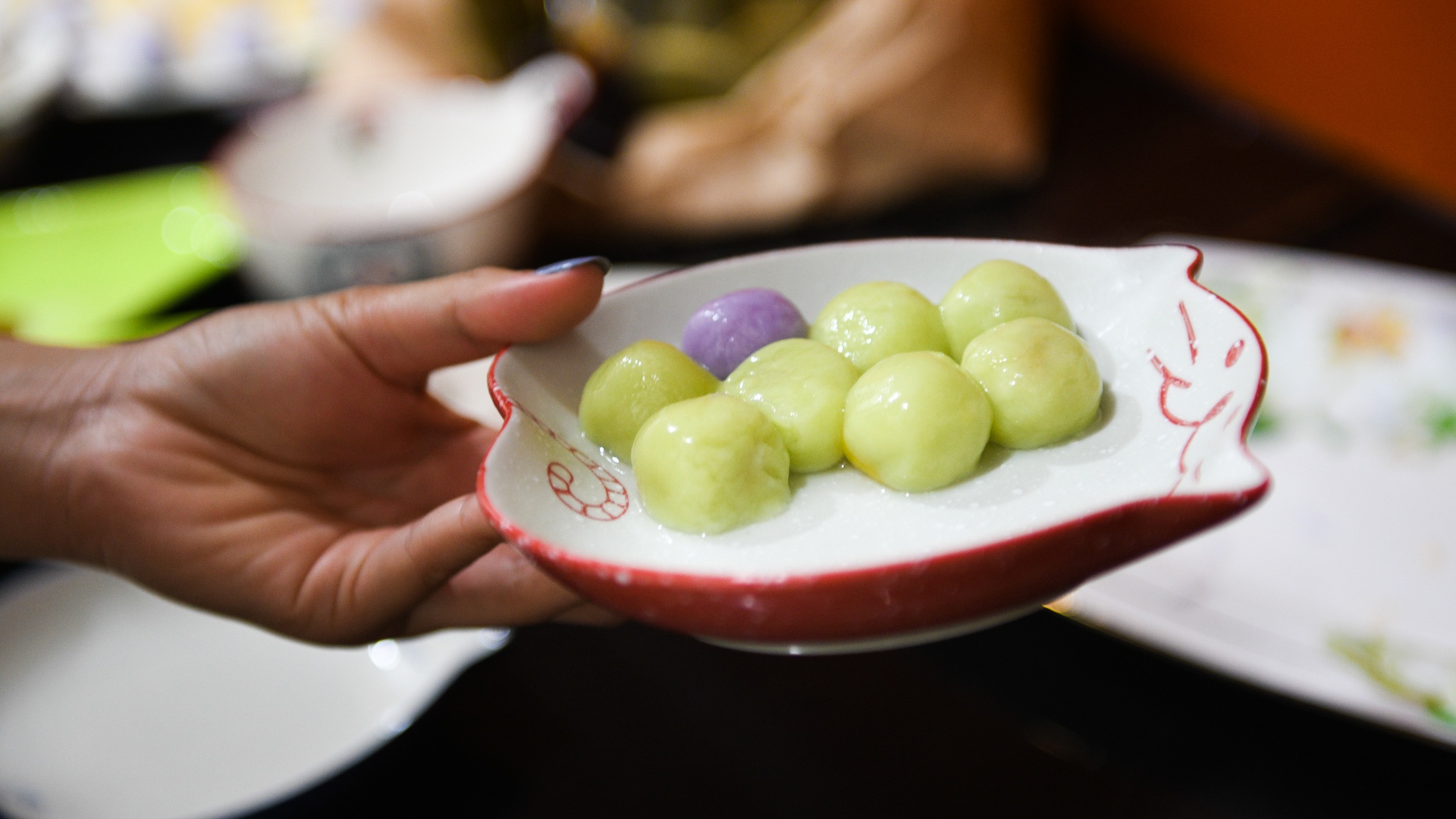 Banh troi ngu sac,  cac buoc lam banh troi anh 19