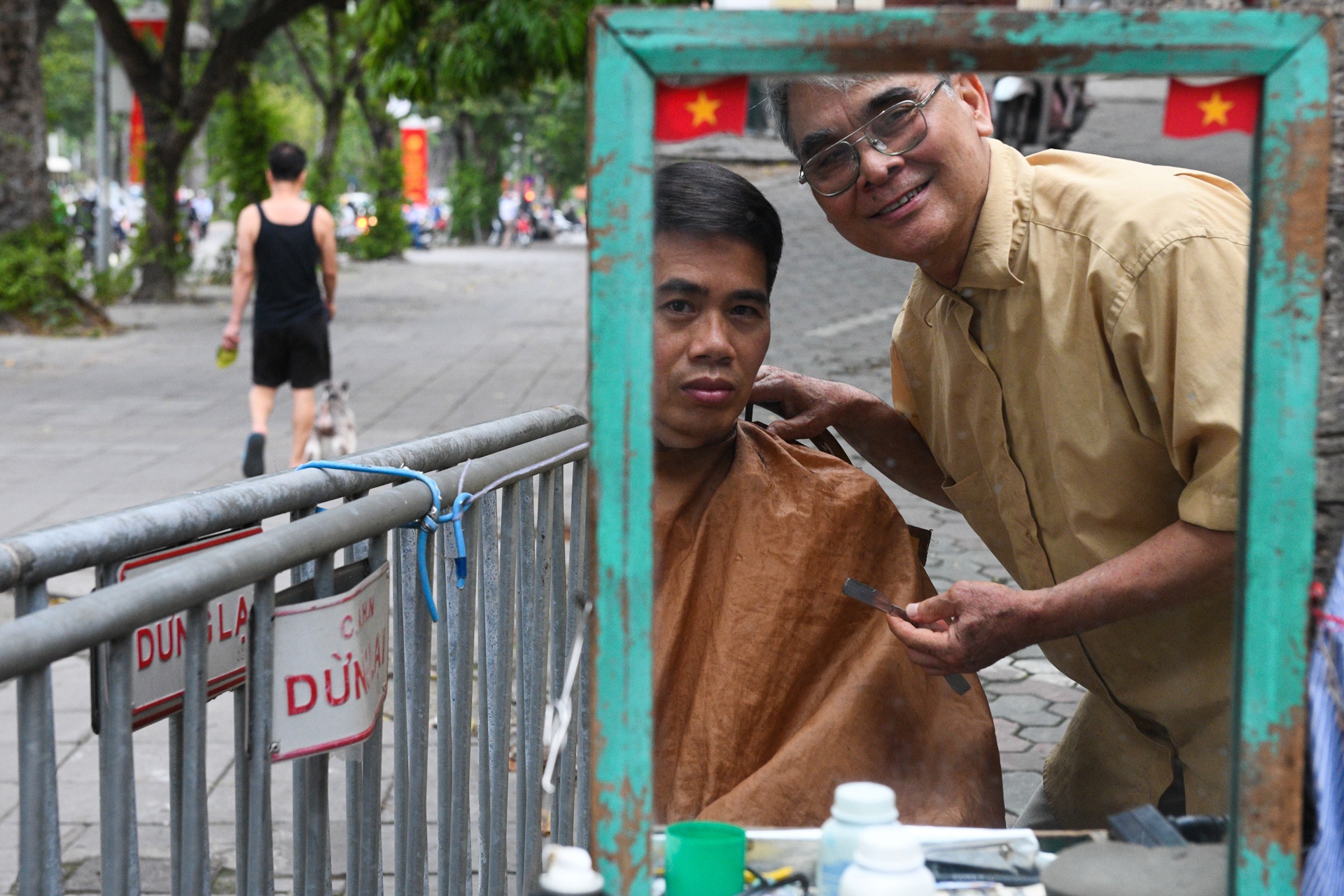 Bau cu dai bieu Quoc hoi anh 17