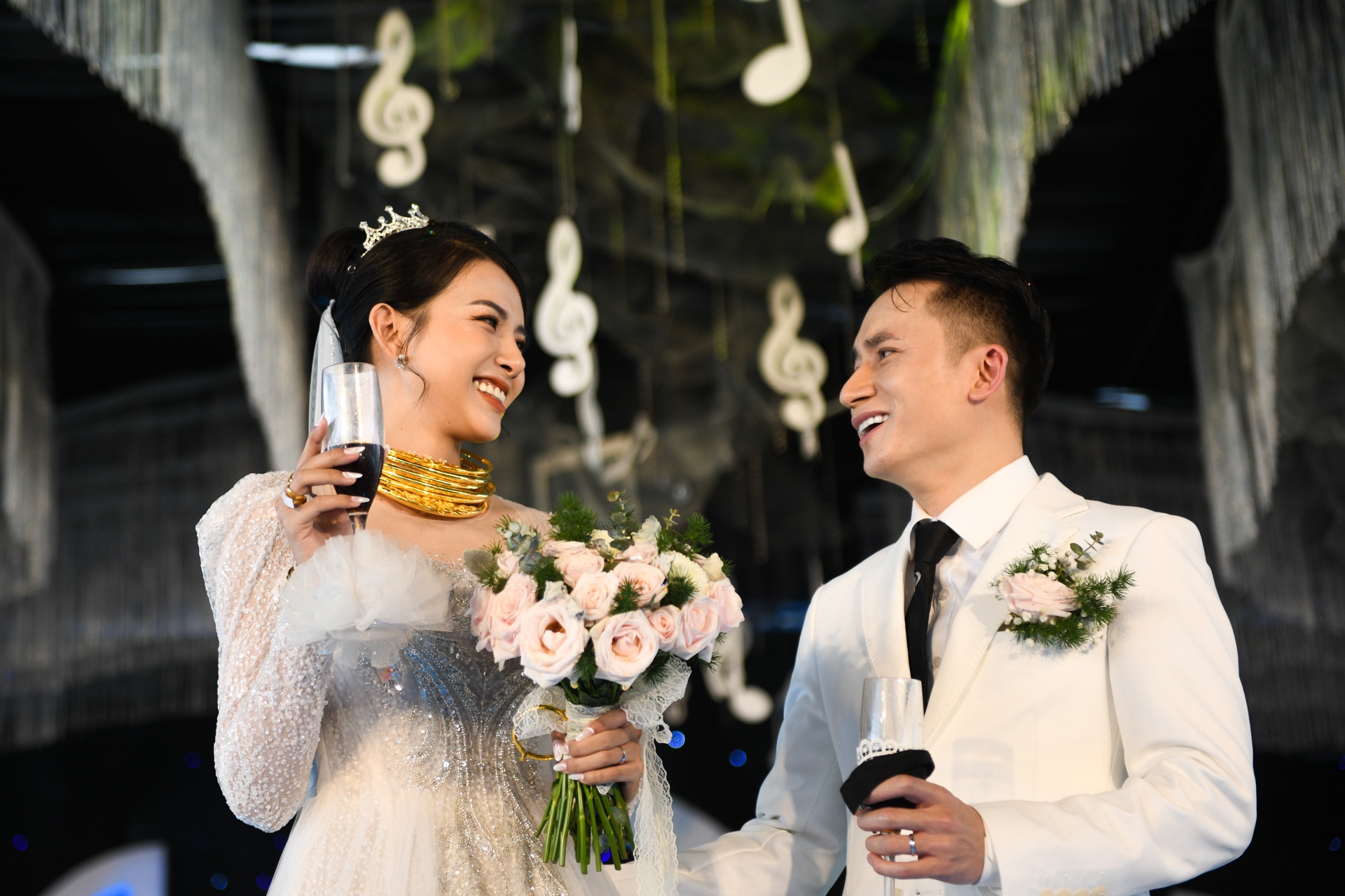 Dam cuoi Phan Manh Quynh,  Phan Manh Quynh,  Huynh Khanh Vy anh 22