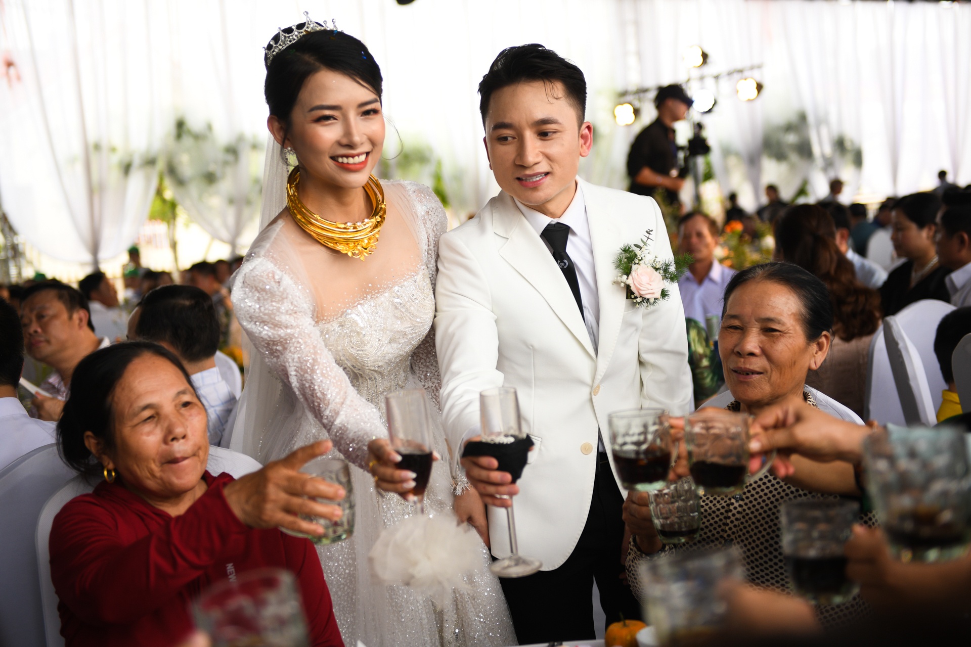 Dam cuoi Phan Manh Quynh,  Phan Manh Quynh,  Huynh Khanh Vy anh 26