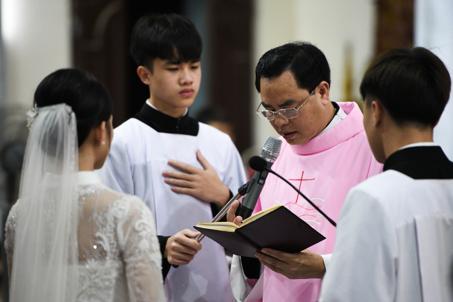 Dam cuoi Phan Manh Quynh,  Phan Manh Quynh,  Huynh Khanh Vy anh 6