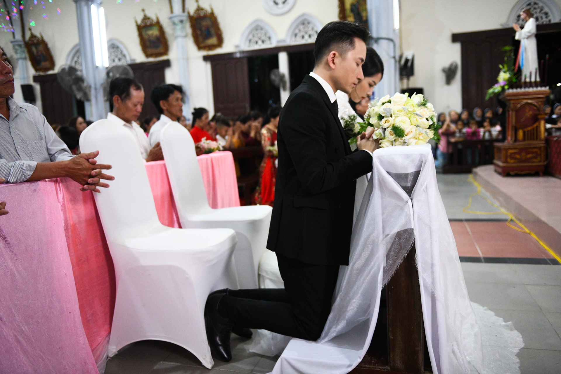 Dam cuoi Phan Manh Quynh,  Phan Manh Quynh,  Huynh Khanh Vy anh 13