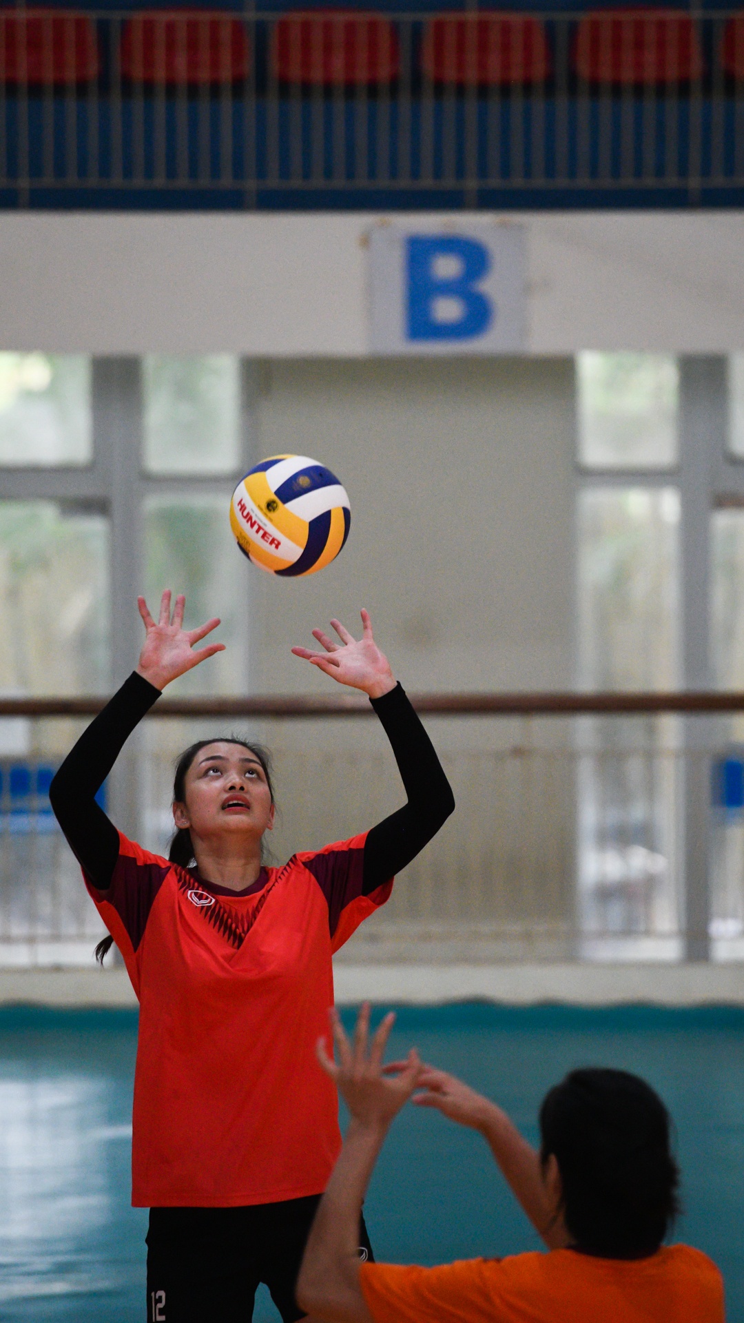 van dong vien,  hoa khoi bong chuyen anh 14