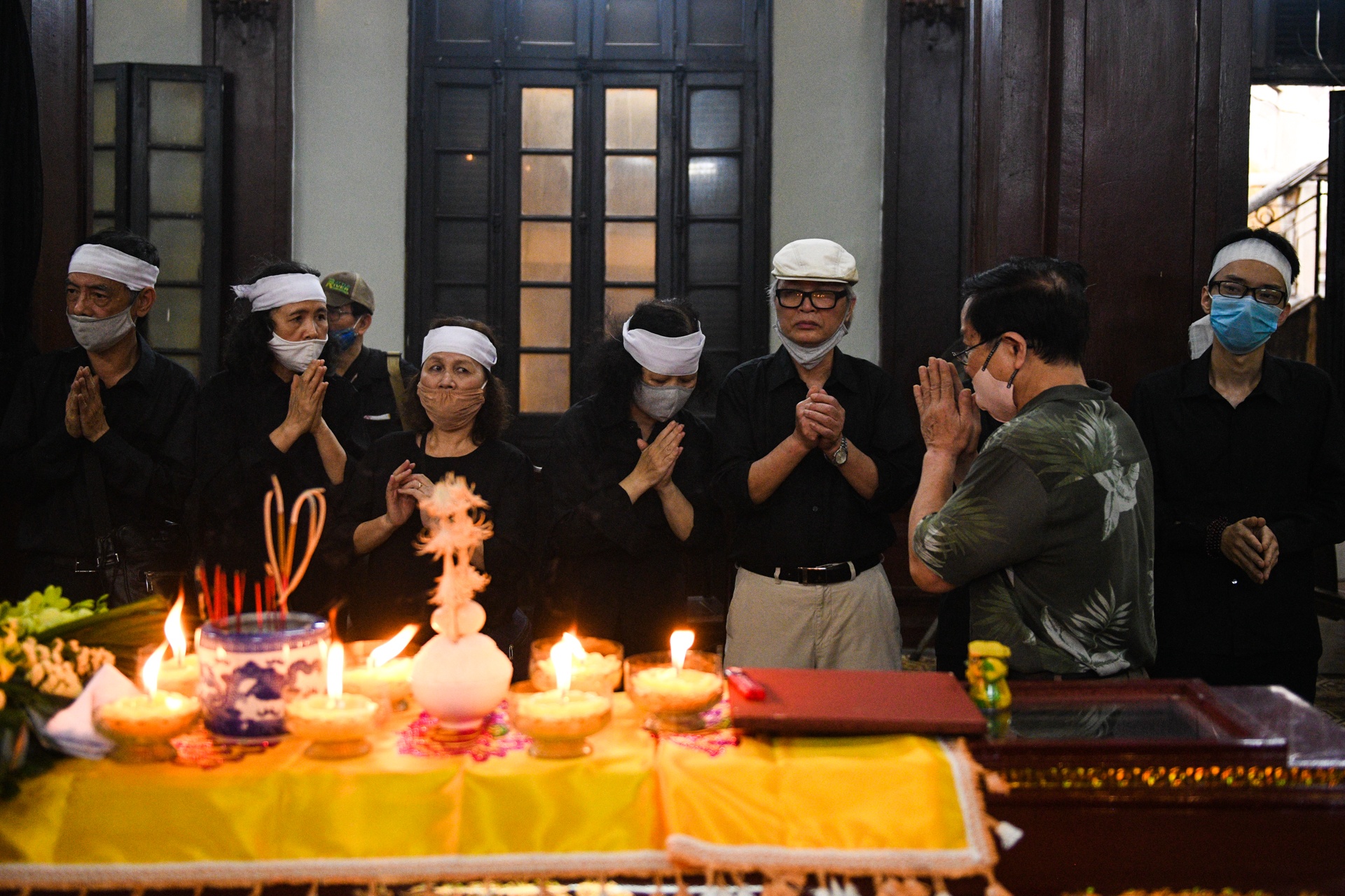 Tien dua nha tho Hoang Nhuan Cam,  Hoang Nhuan Cam anh 5