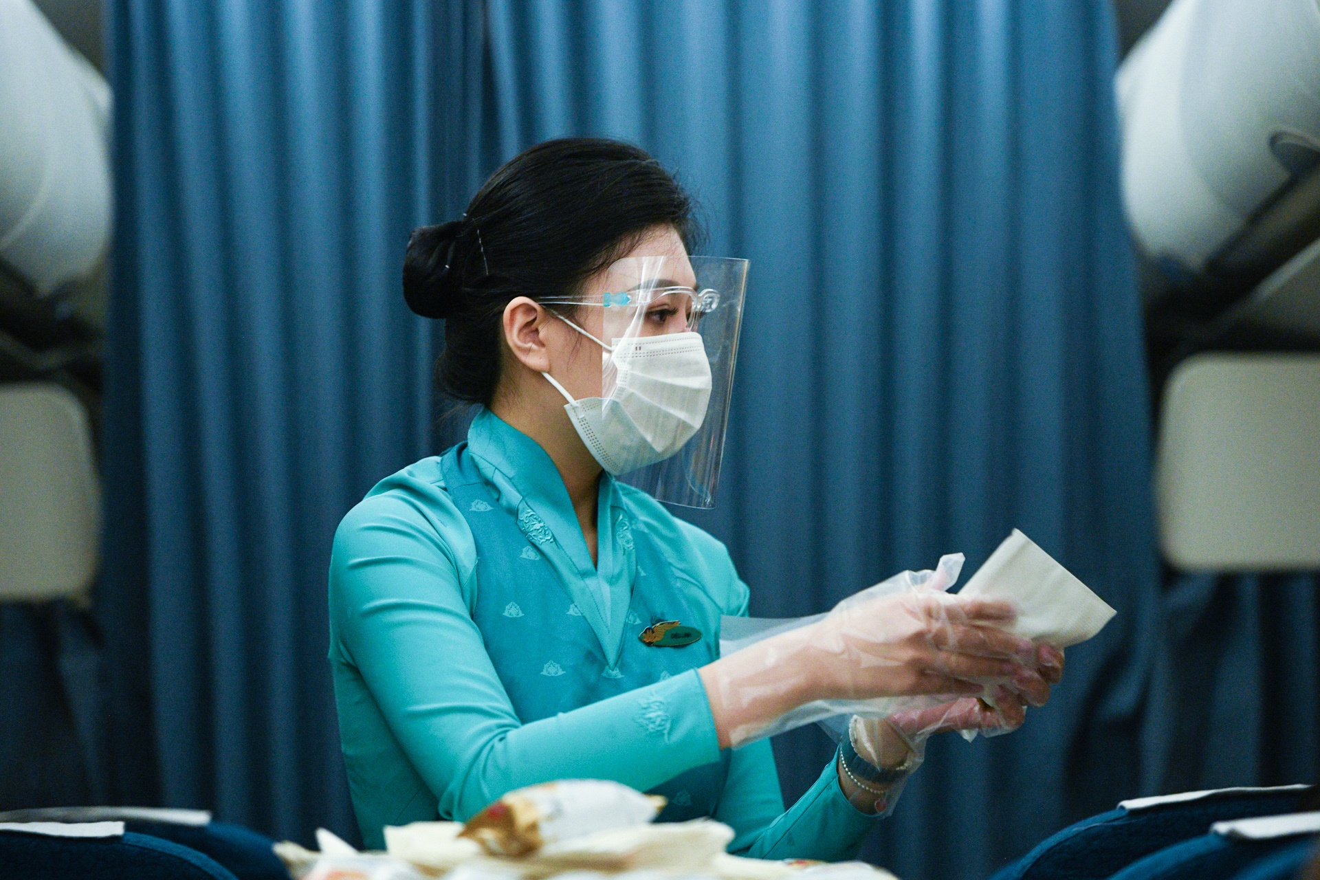 mac bao ho kin mit,  san bay mua dich,  chuyen bay mua dich anh 8