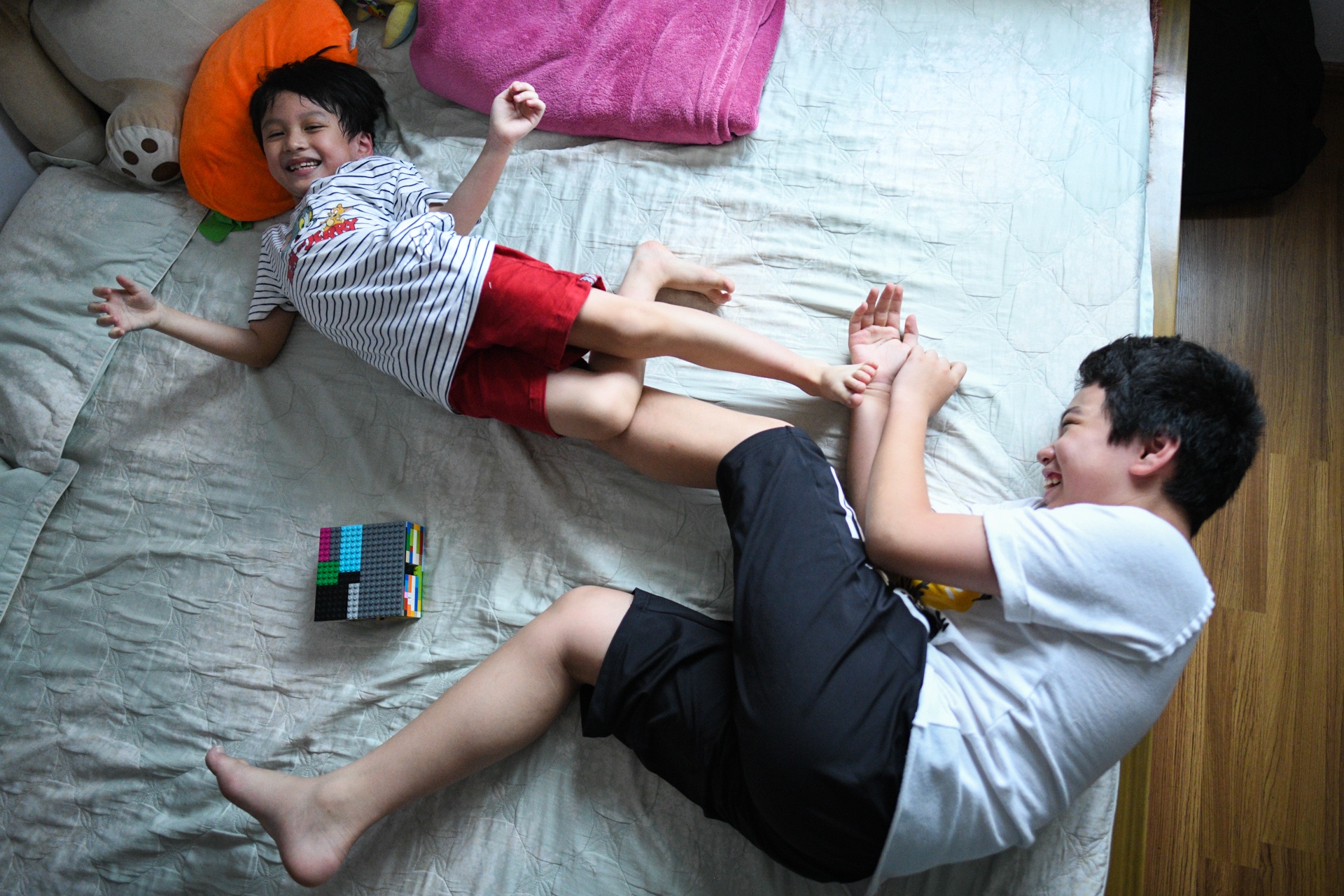 Ky nghi dai bat dac di cua nguoi Ha Noi trong dai dich hinh anh