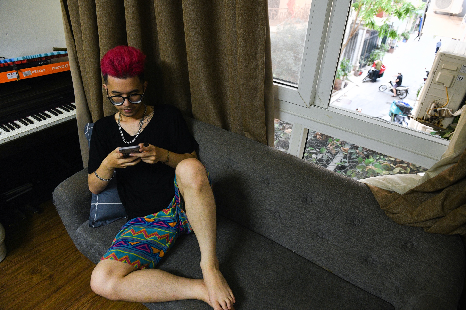 Cuoc song dao lon,  dich covid-19 bung phat,  dai dich covid-19 anh 2