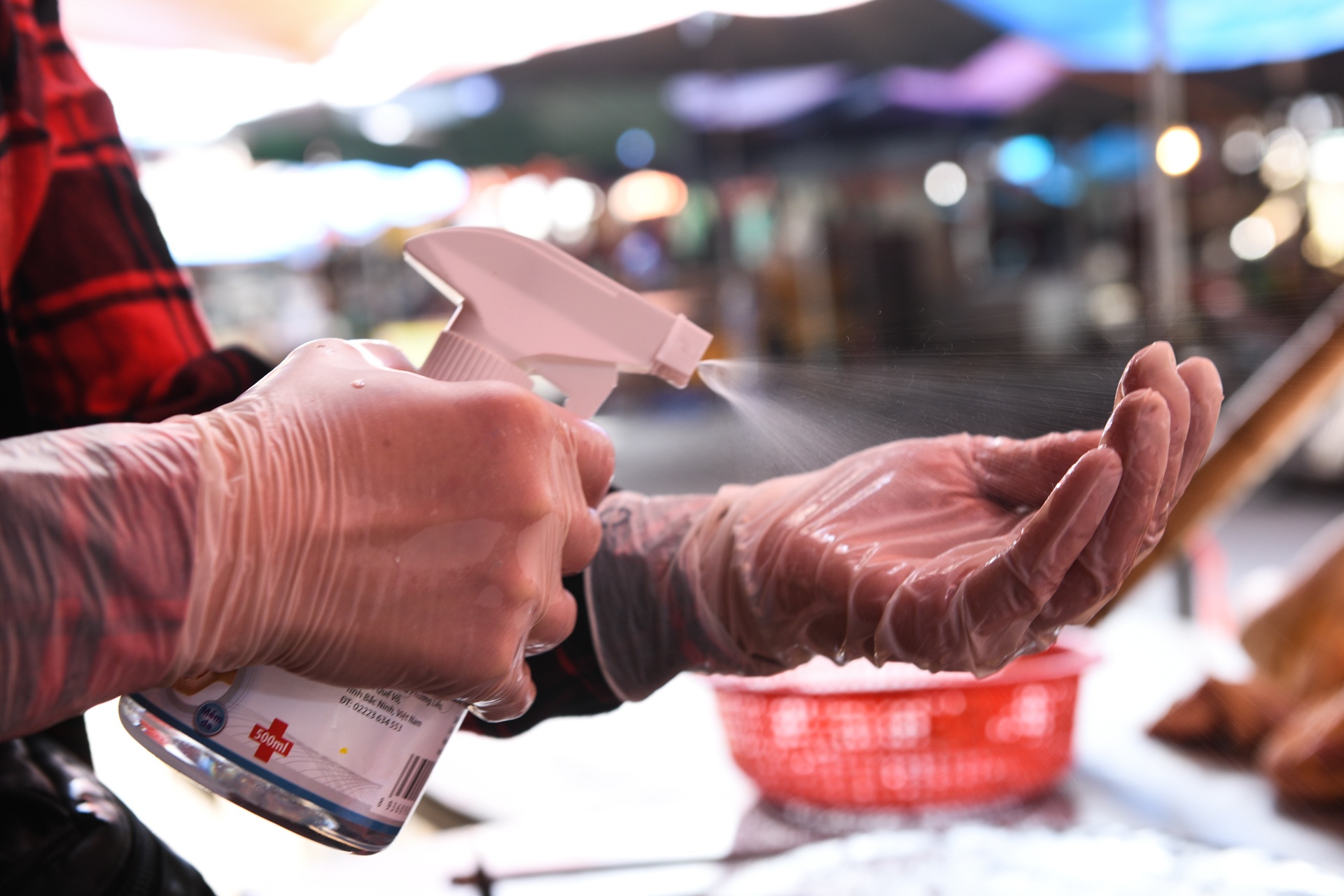 Nguoi dan Bac Ninh dung the di cho anh 8