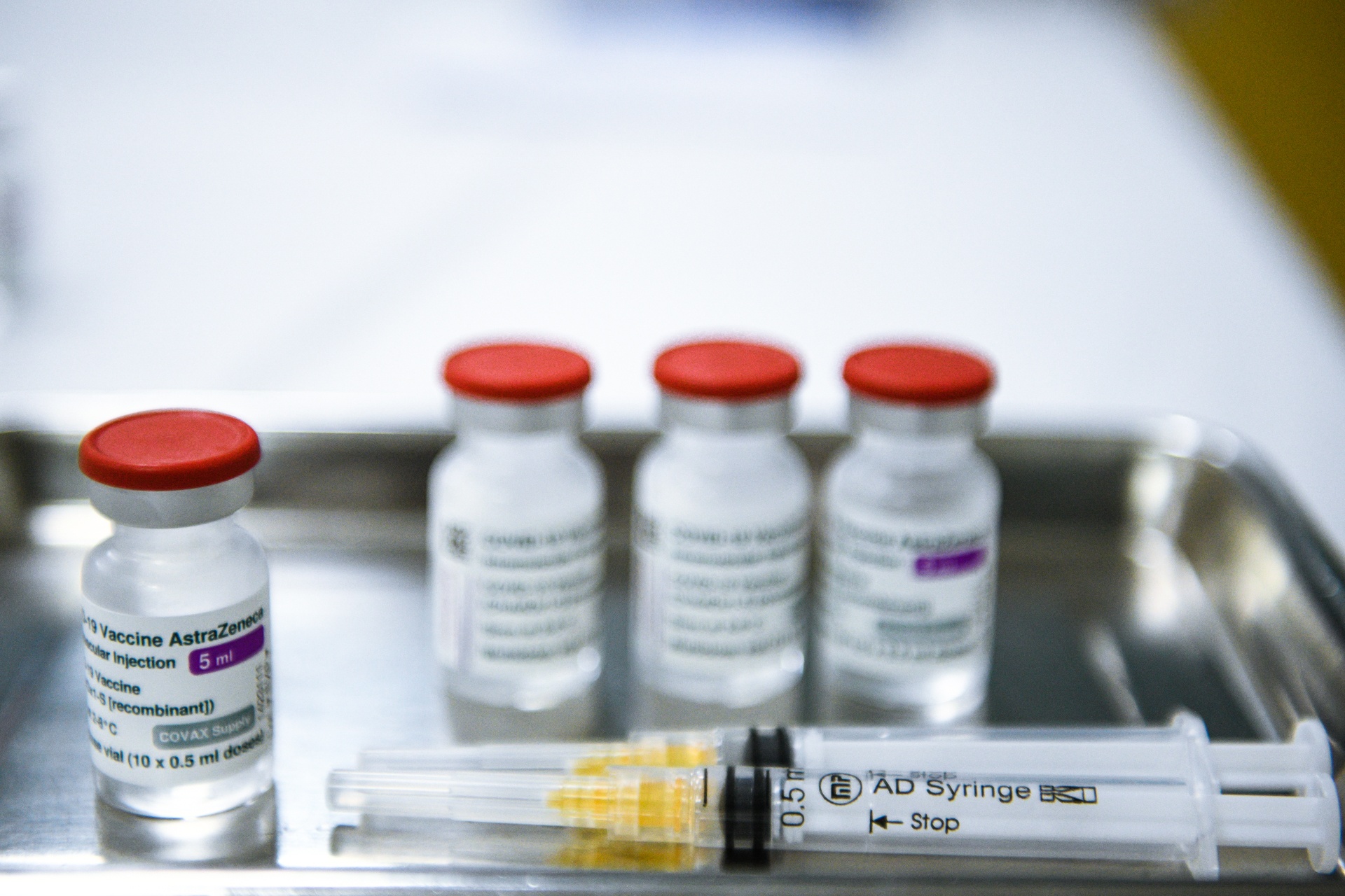 TP.HCM tiem vaccine Covid-19 dot 3 anh 1