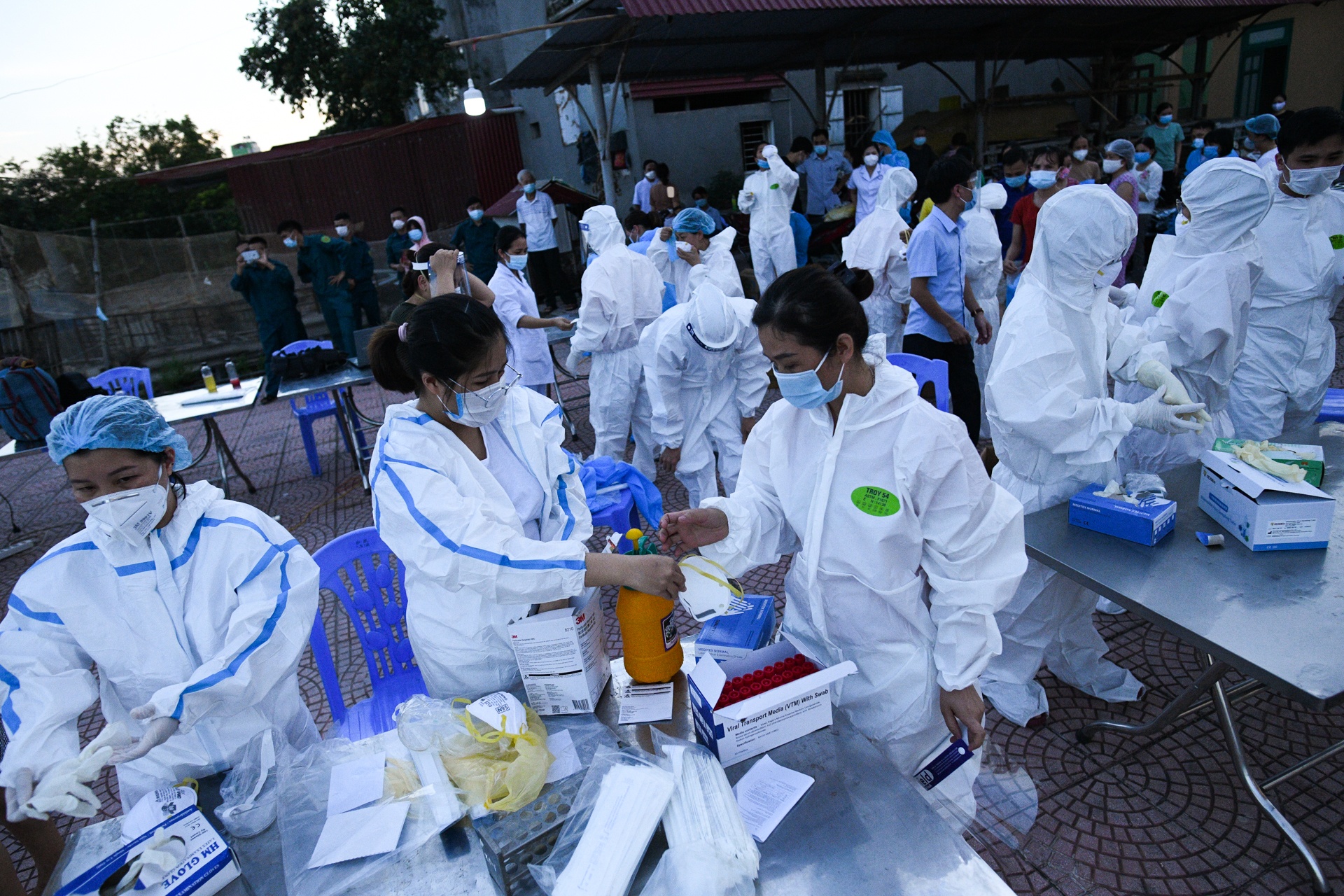 xet nghiem toan thanh pho Bac Ninh,  xet nghiem Covid-19 anh 7