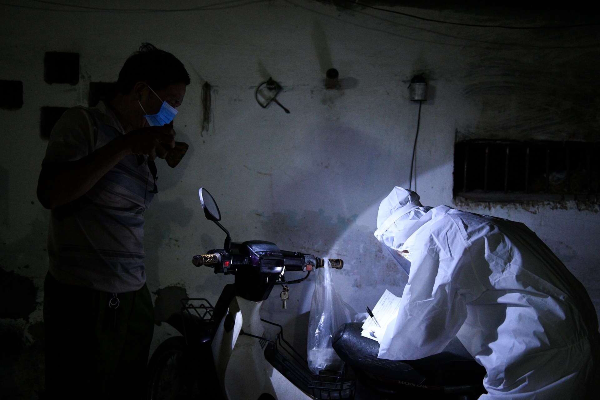 Nhung buc thu cam on tu tam dich,  khu dieu tri benh nhan covid-19 anh 16