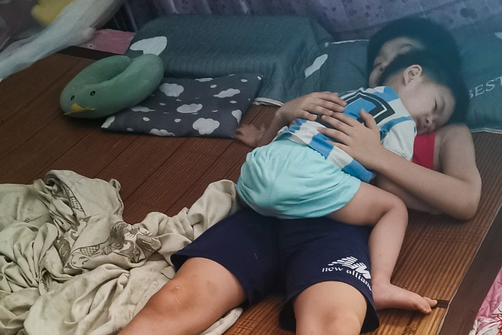 phong vien anh,  anh bao chi,  tac nghiep dich covid-19 anh 31